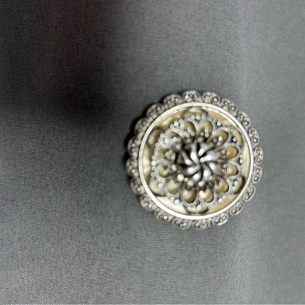 Vintage woman’s scarf clip silver tone fillagree stamped west Germany